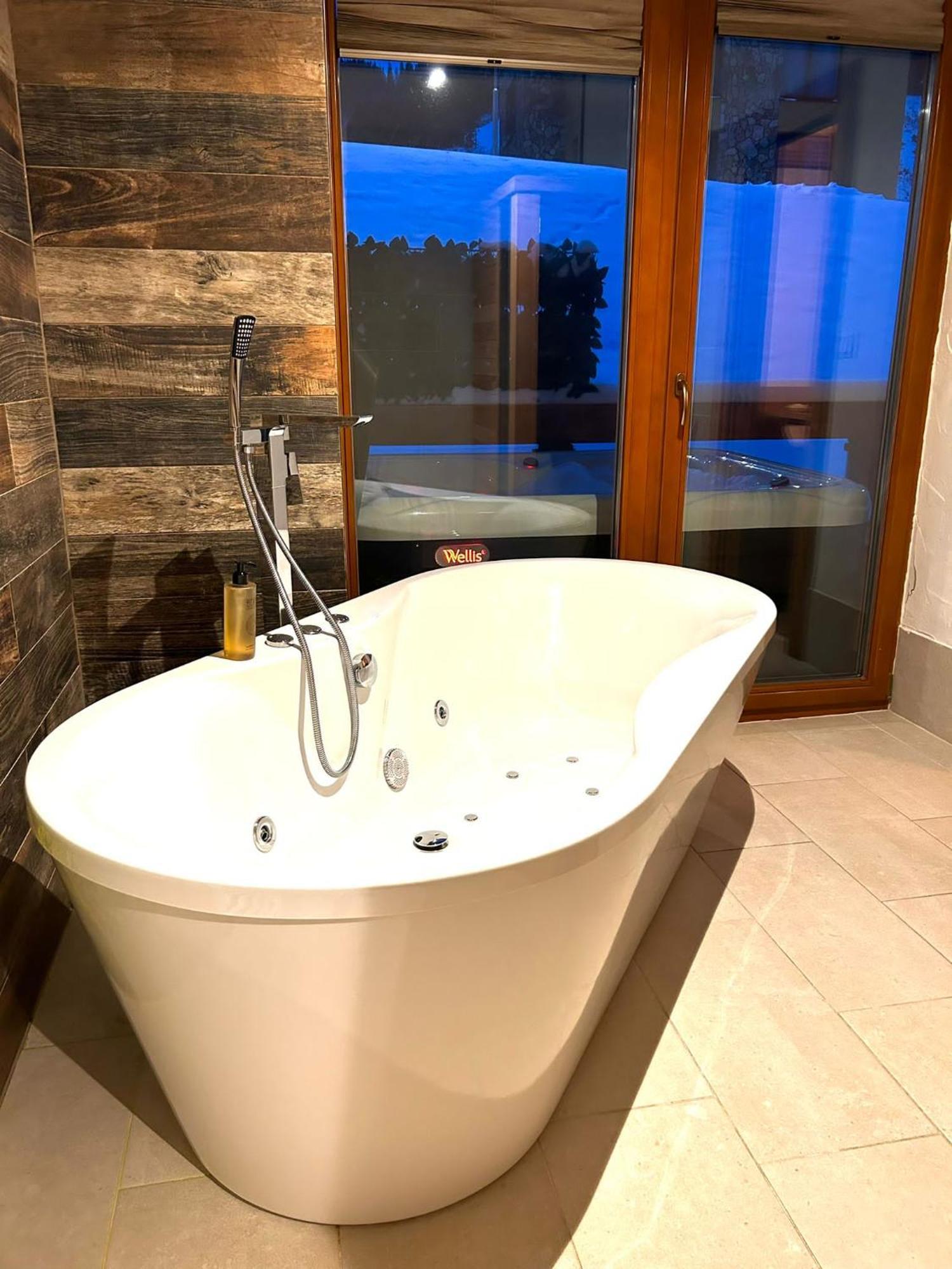 Chalet Jasna Wellness Apartment Maxim Jacuzzi & Sauna Deménvölgy Kültér fotó